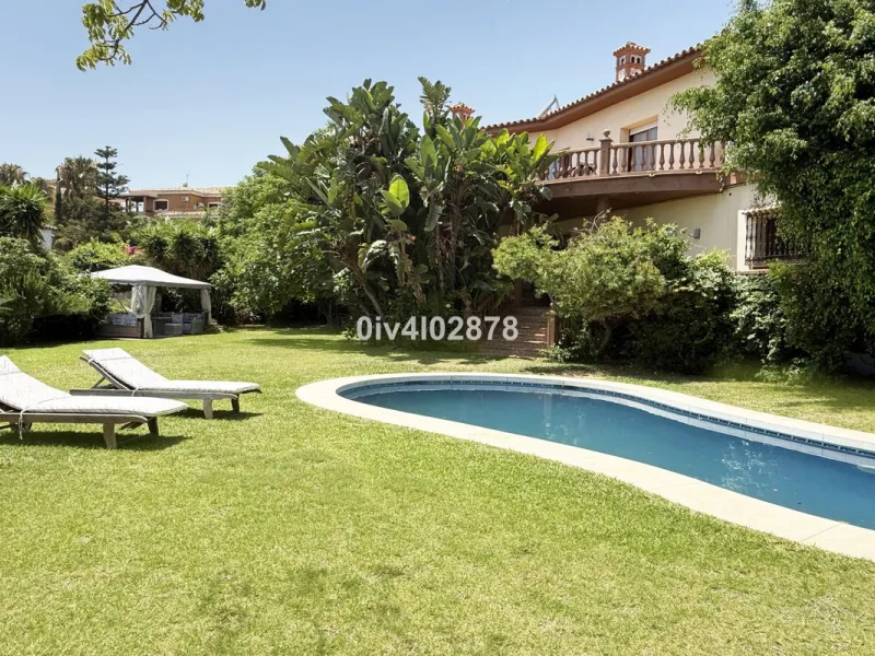 Discover Your Dream Villa for Sale in Benalmádena Costa