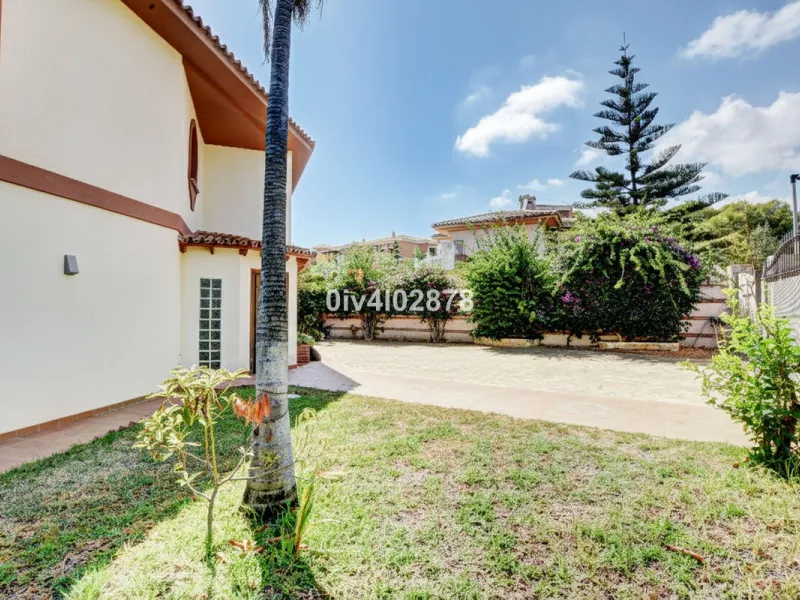 Discover Your Dream Villa for Sale in Benalmádena Costa