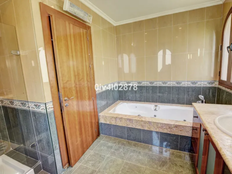 Discover Your Dream Villa for Sale in Benalmádena Costa