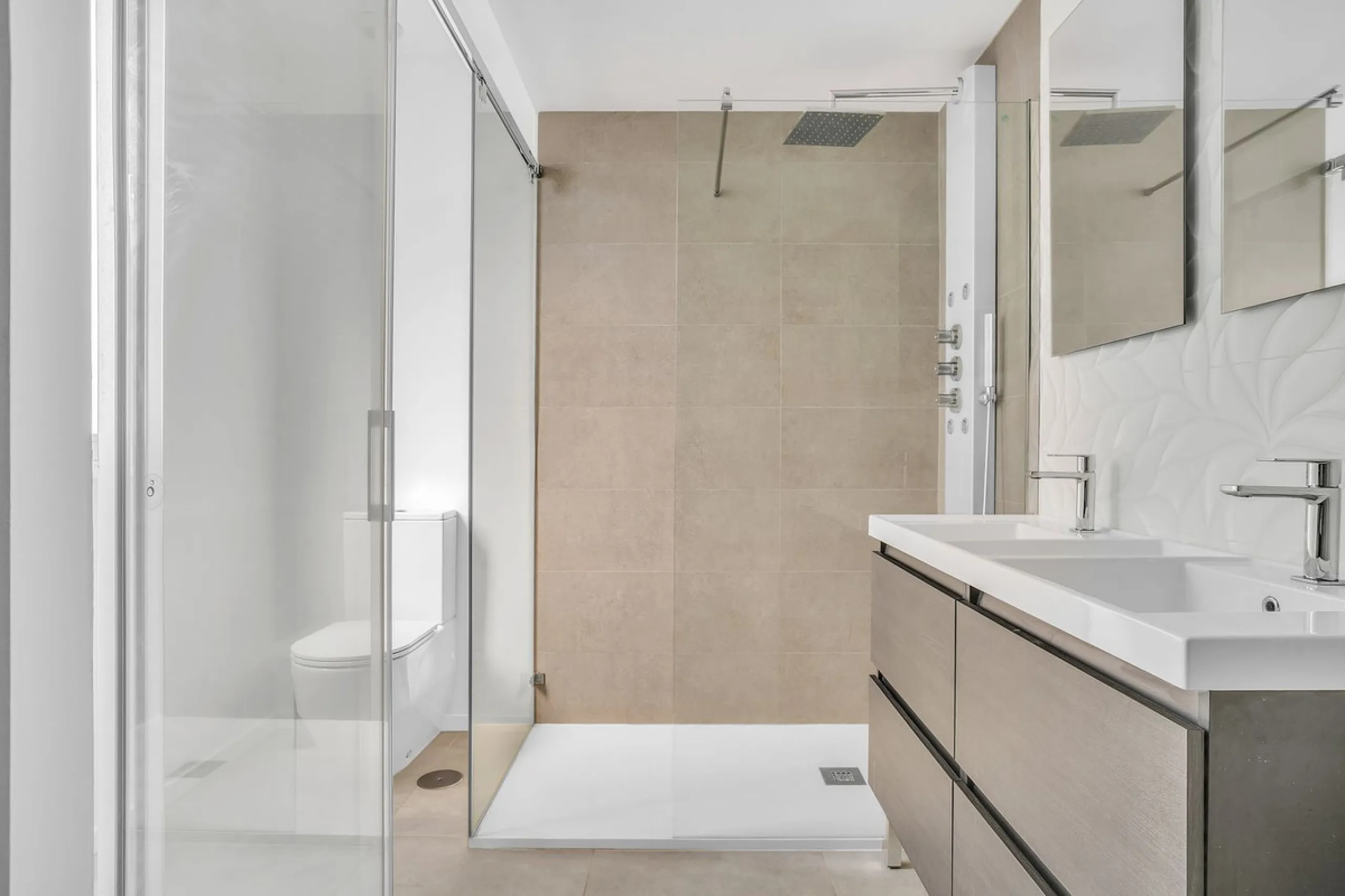 Prime Location and rental license in place