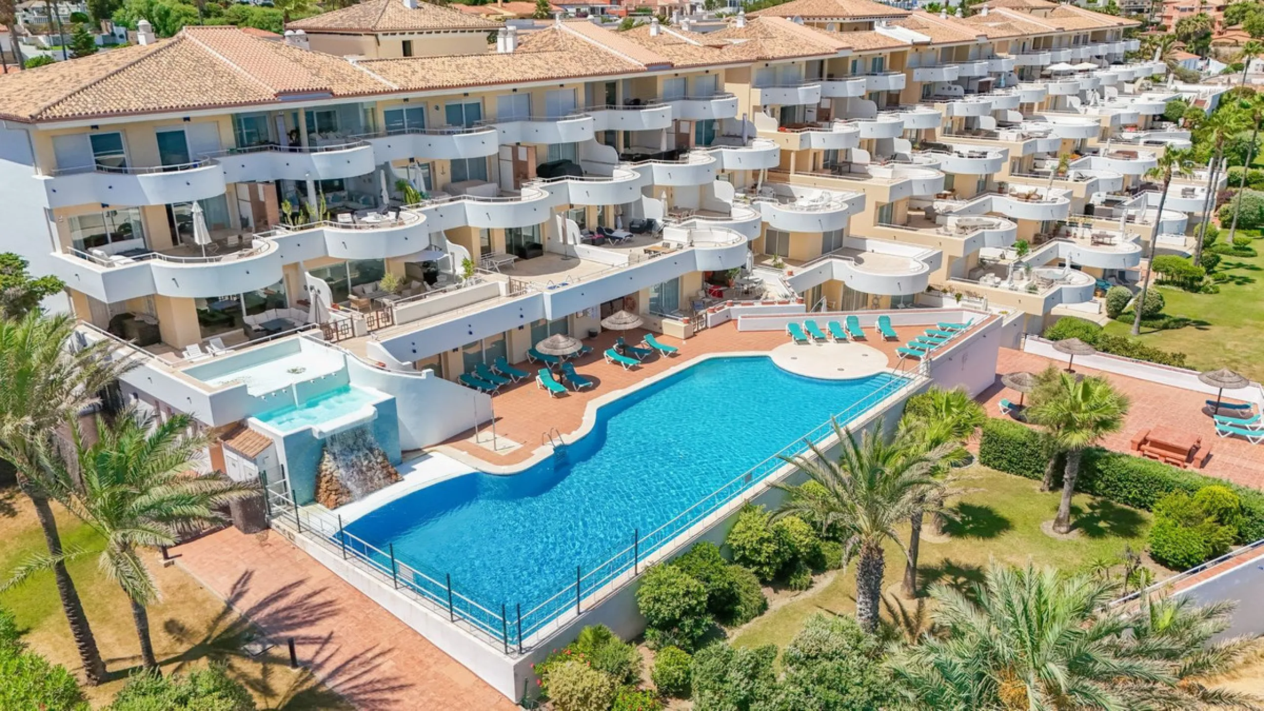 Unique beachfront opportunity located in the sought-after area of Buenas Noches, Estepona, this frontline beach apartment offers direct access to the Mediterranean and uninterrupted panoramic sea views. The property features two spacious bedrooms and two 