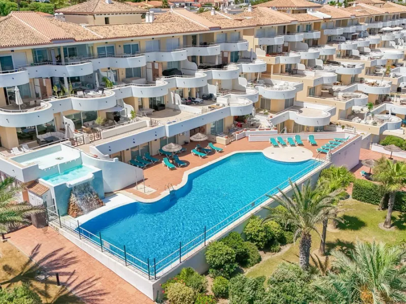 Unique beachfront opportunity located in the sought-after area of Buenas Noches, Estepona, this frontline beach apartment offers direct access to the Mediterranean and uninterrupted panoramic sea views. The property features two spacious bedrooms and two 