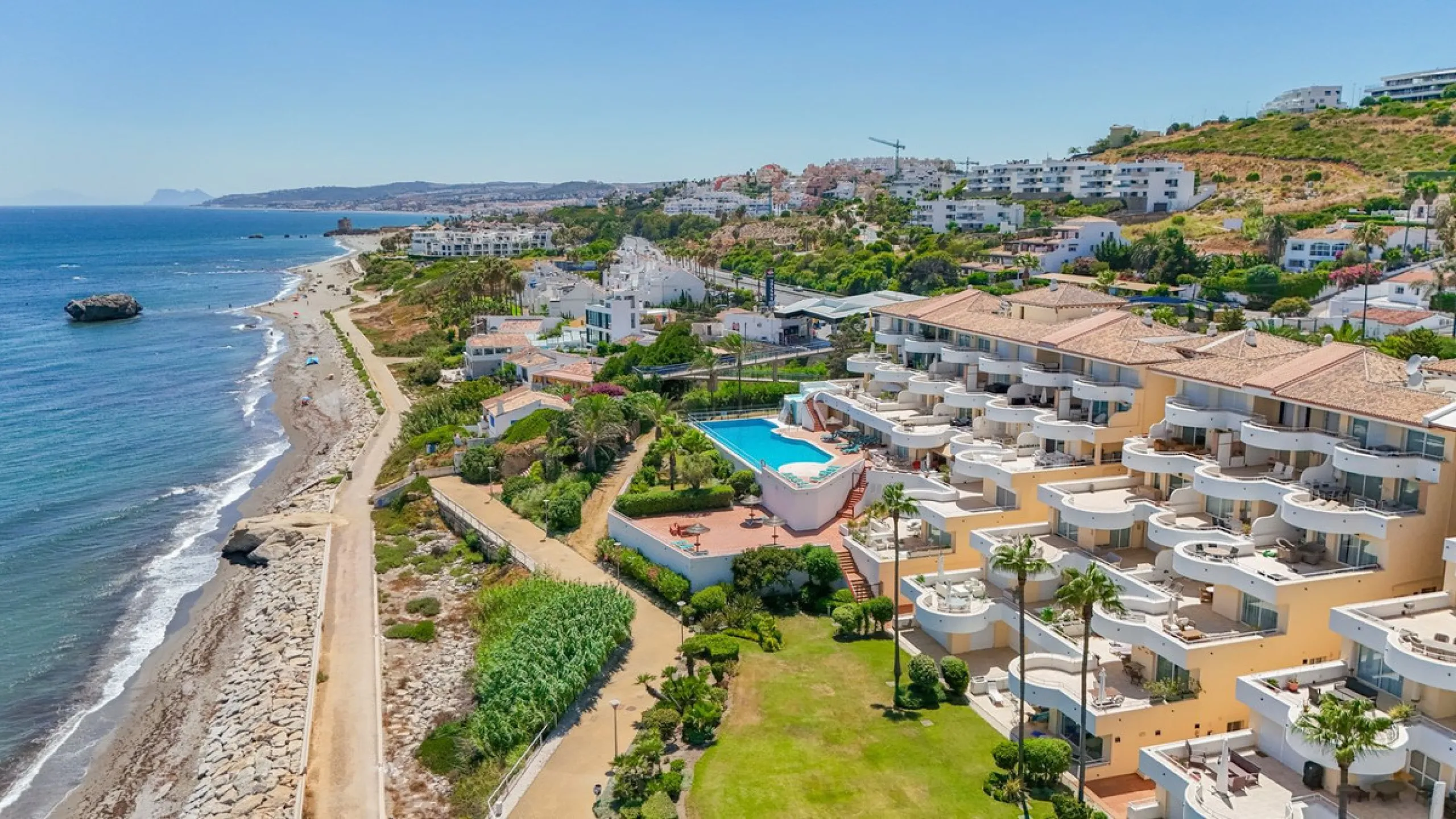 Unique beachfront opportunity located in the sought-after area of Buenas Noches, Estepona, this frontline beach apartment offers direct access to the Mediterranean and uninterrupted panoramic sea views. The property features two spacious bedrooms and two 