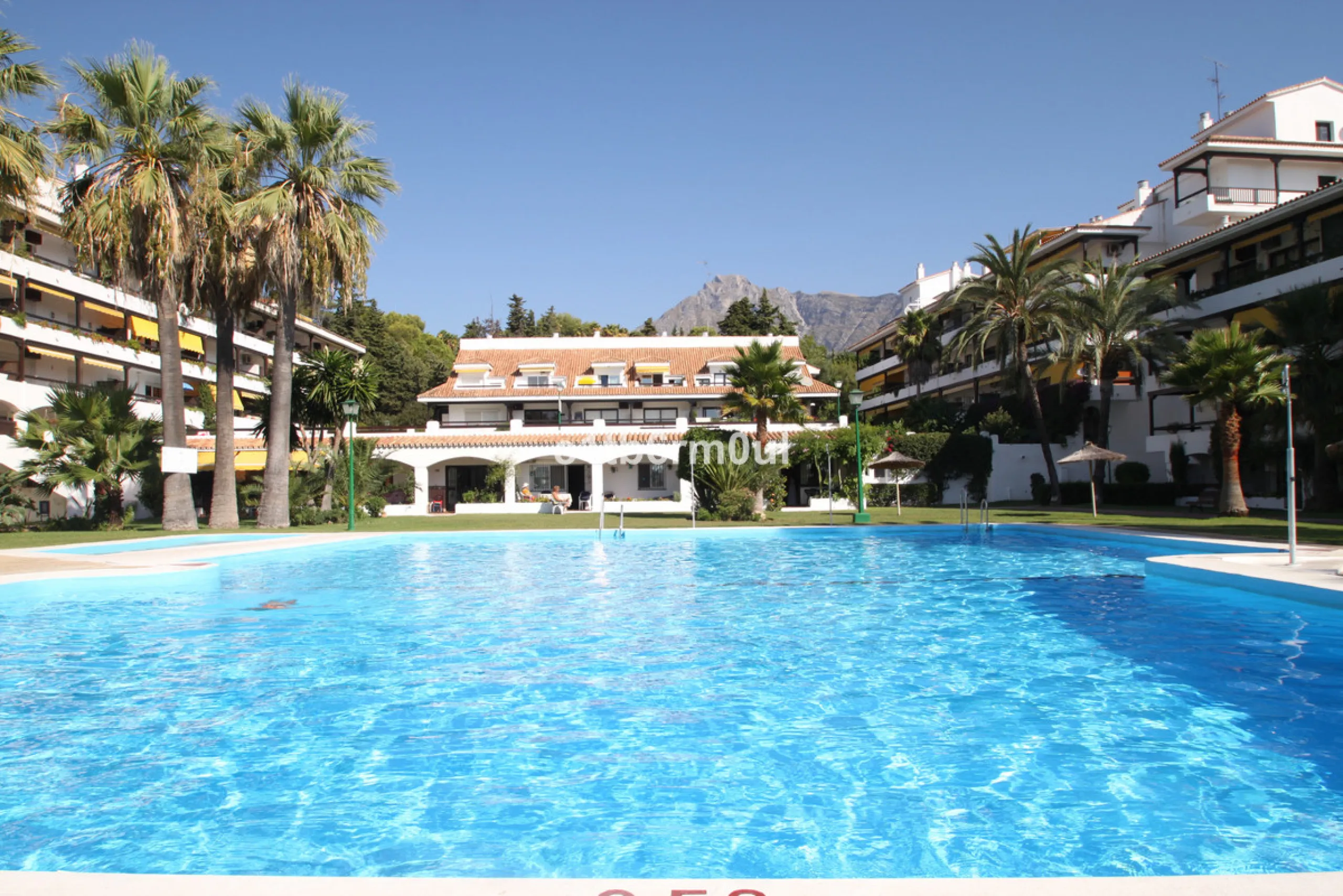 Apartment - Ground Floor Apartment в продаже в Marbella, Málaga. В доме 1 спален и 1 ванных комнат. Площадь дома 81 м²