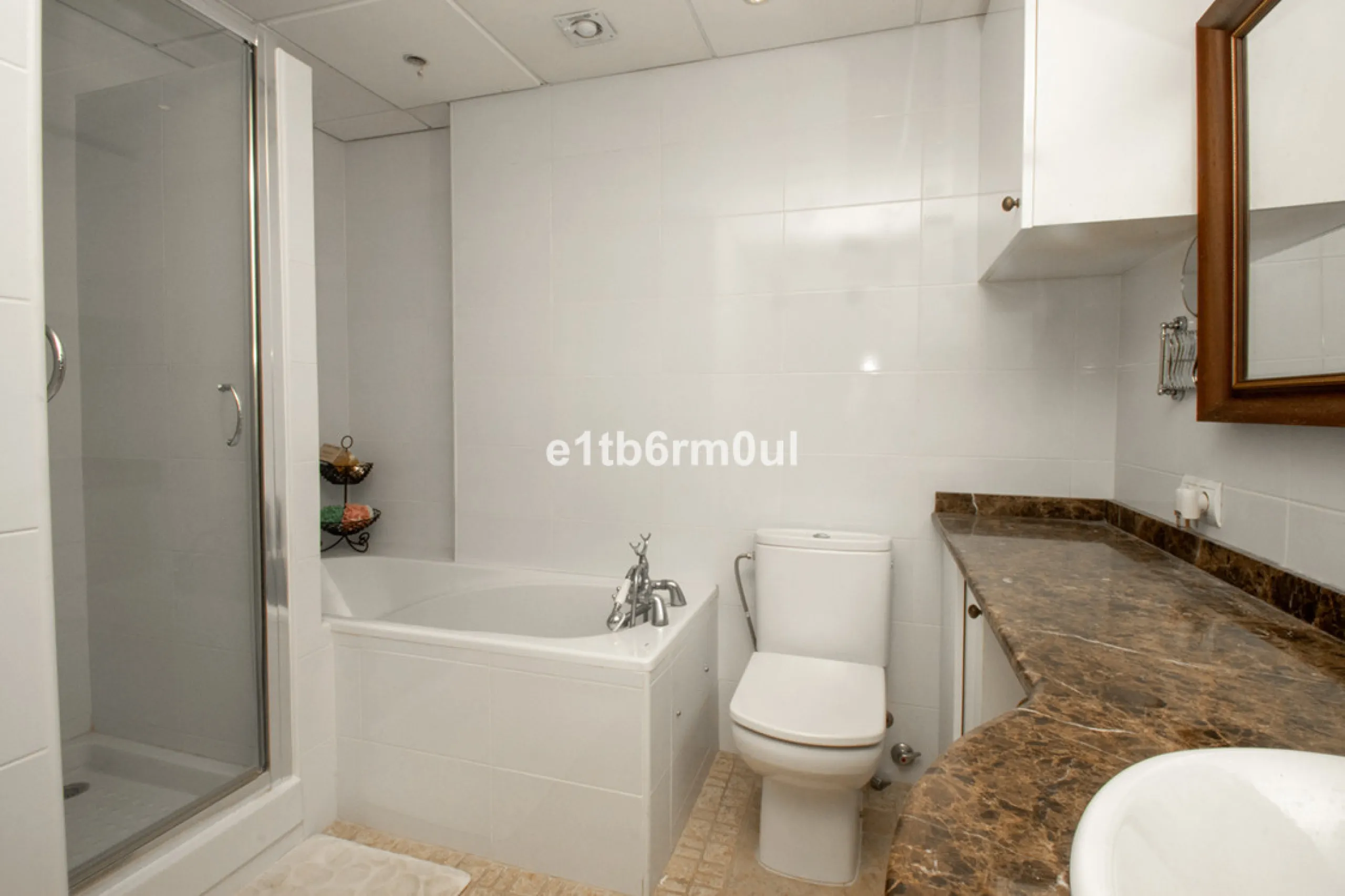 Apartment - Ground Floor Apartment в продаже в Marbella, Málaga. В доме 1 спален и 1 ванных комнат. Площадь дома 81 м²