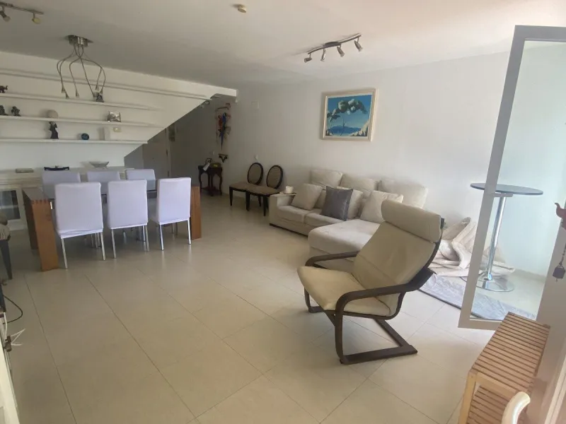 Huge price reduction! Excellent 3/4 Bedroom Duplex Penthouse with Solarium in Torrequebrada, Benalmadena! NOW €488,000!