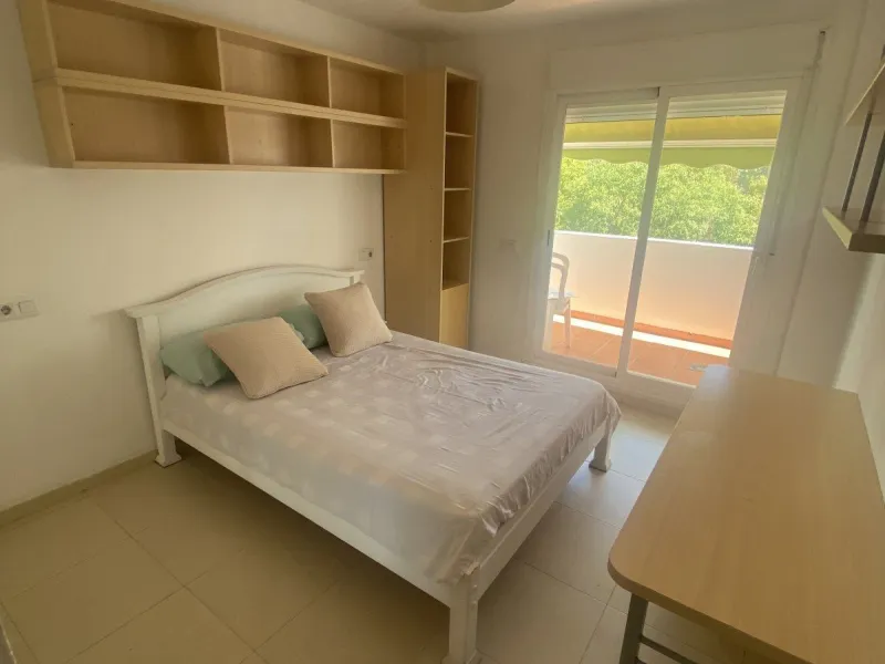Huge price reduction! Excellent 3/4 Bedroom Duplex Penthouse with Solarium in Torrequebrada, Benalmadena! NOW €488,000!
