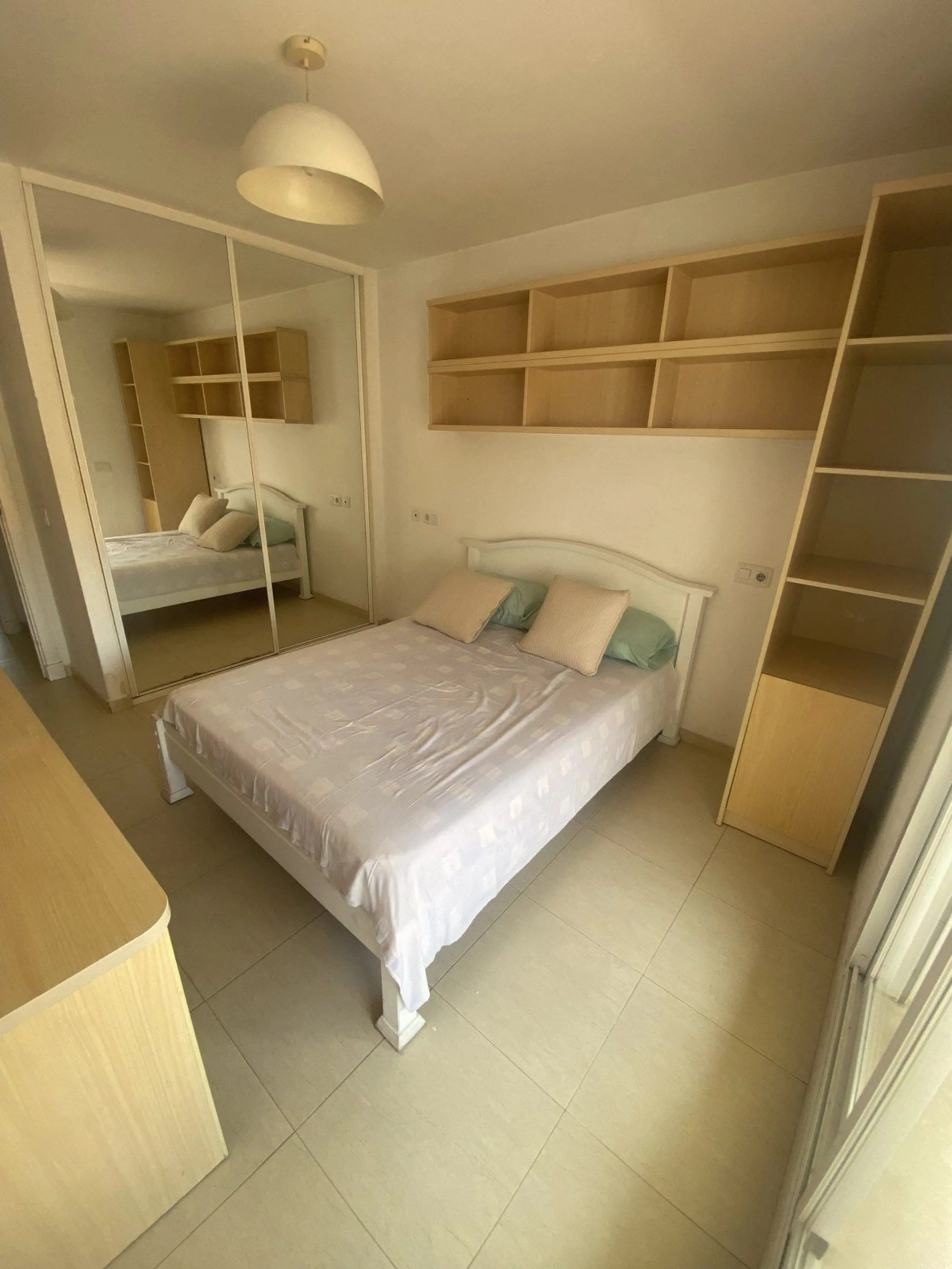 Huge price reduction! Excellent 3/4 Bedroom Duplex Penthouse with Solarium in Torrequebrada, Benalmadena! NOW €488,000!