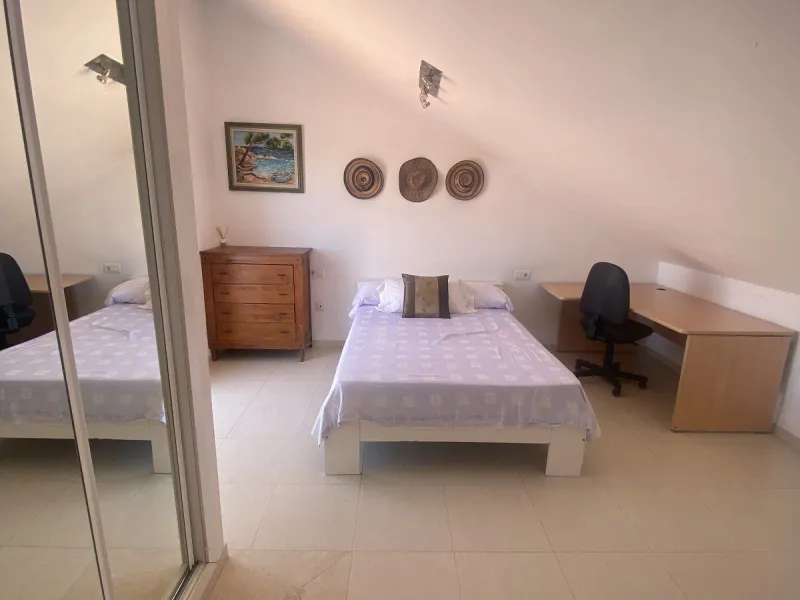 Huge price reduction! Excellent 3/4 Bedroom Duplex Penthouse with Solarium in Torrequebrada, Benalmadena! NOW €488,000!
