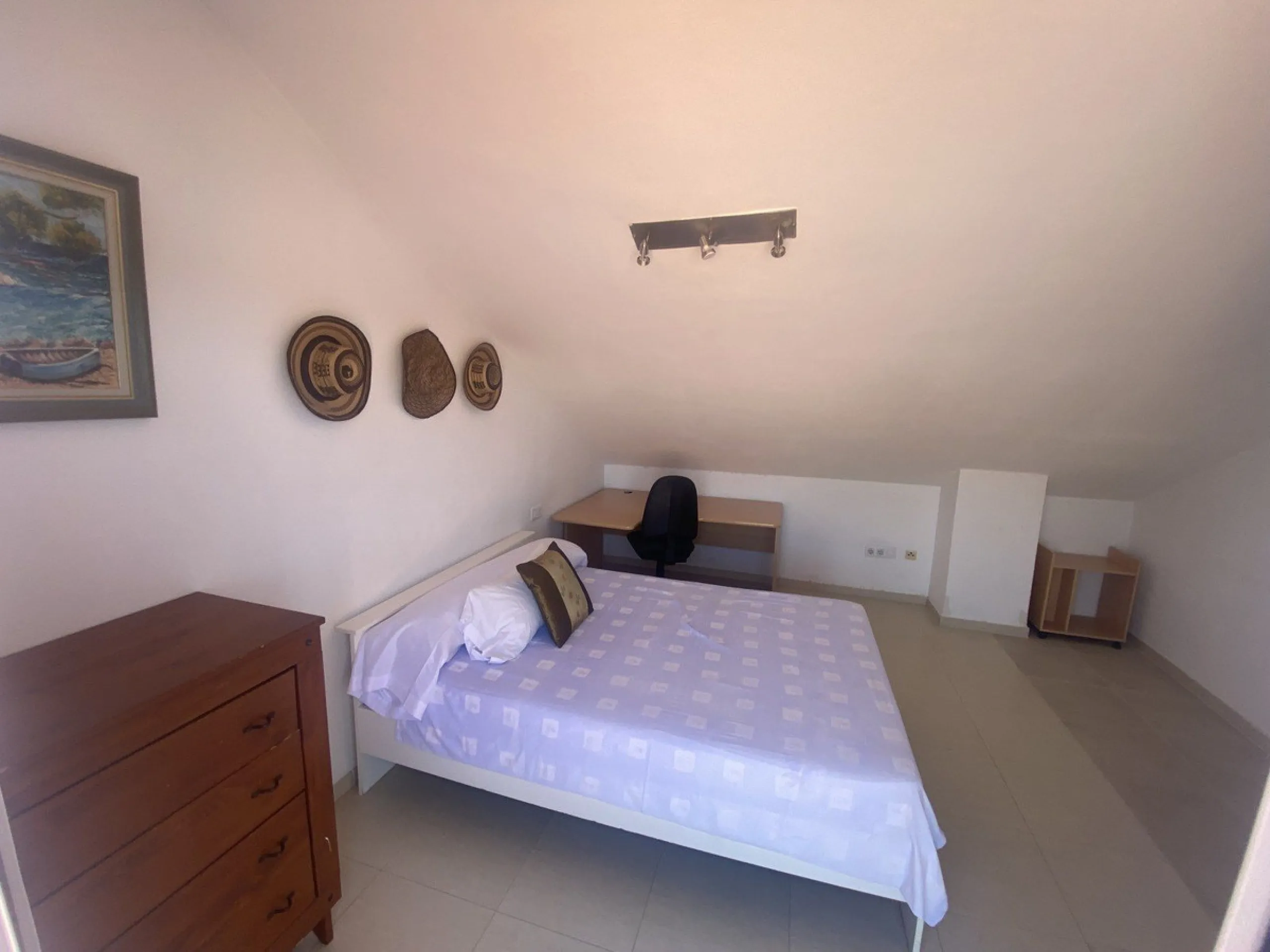 Huge price reduction! Excellent 3/4 Bedroom Duplex Penthouse with Solarium in Torrequebrada, Benalmadena! NOW €488,000!