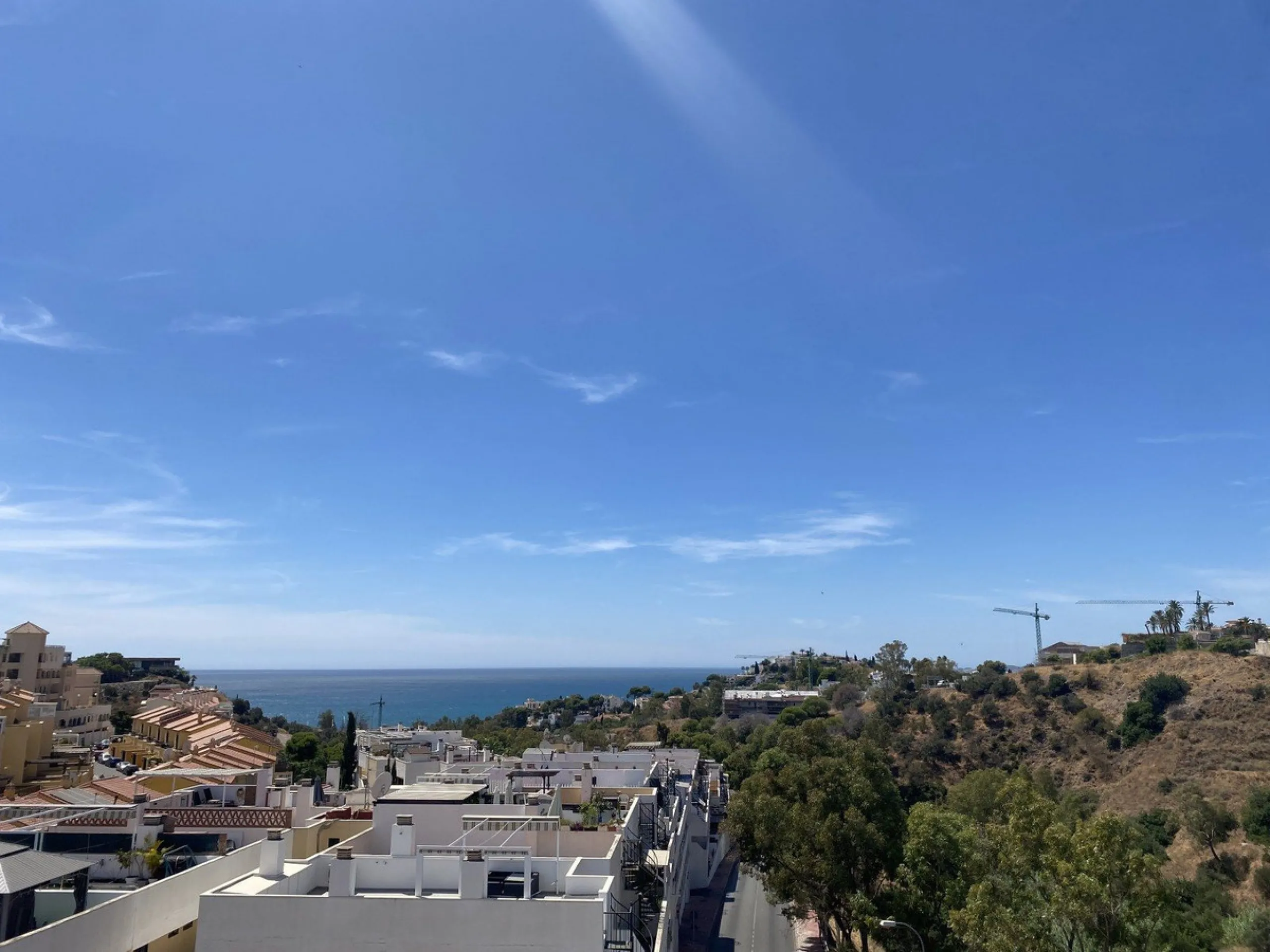 Huge price reduction! Excellent 3/4 Bedroom Duplex Penthouse with Solarium in Torrequebrada, Benalmadena! NOW €488,000!