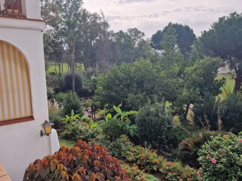 Renovated Apartment for Sale in Aloha – Nueva Andalucía