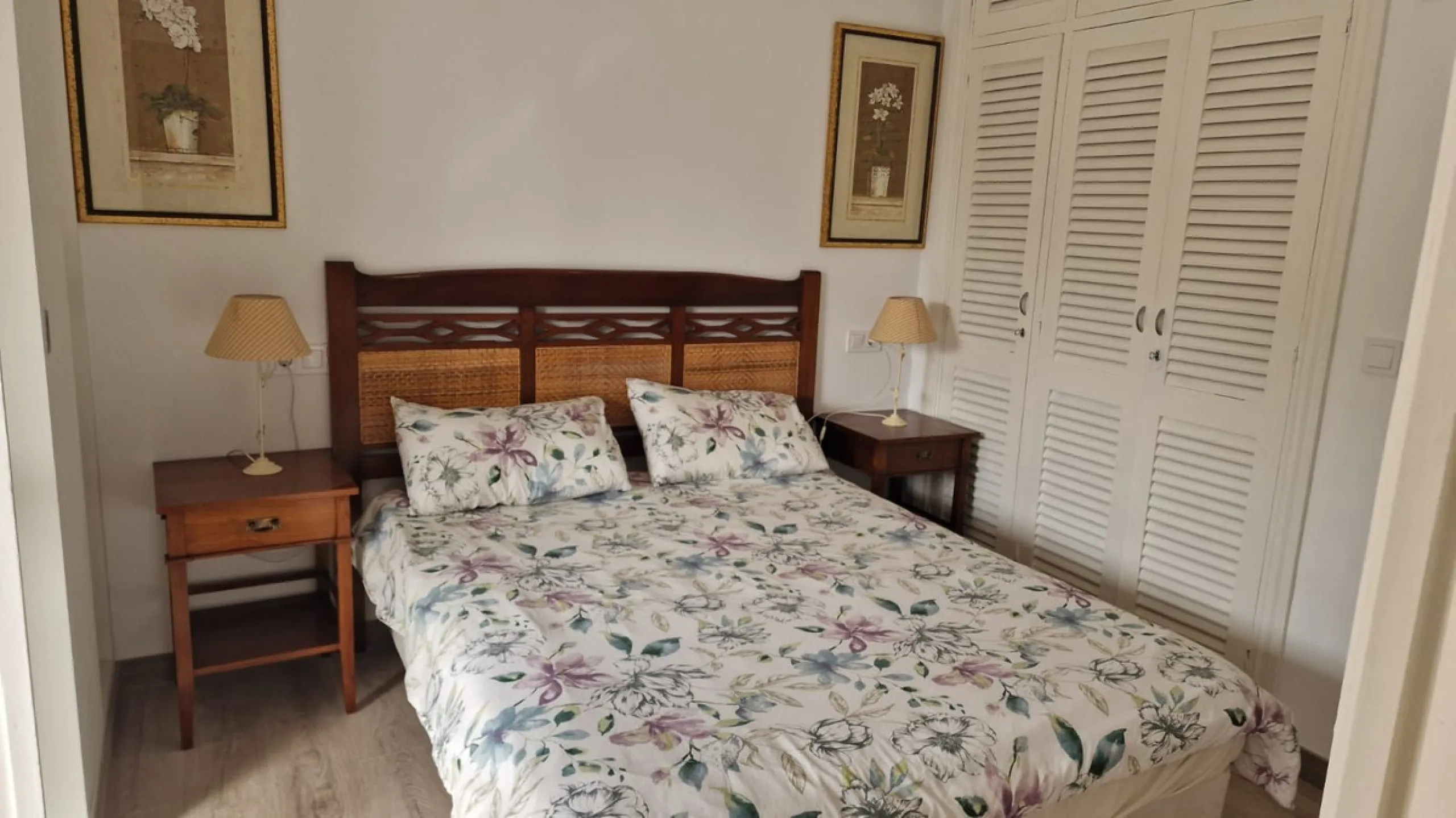Apartment - Middle Floor Apartment в продаже в Marbella, Málaga. В доме 2 спален и 2 ванных комнат. Площадь дома 120 м²