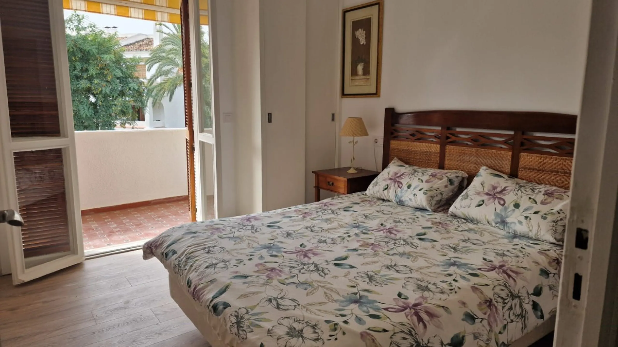 Apartment - Middle Floor Apartment в продаже в Marbella, Málaga. В доме 2 спален и 2 ванных комнат. Площадь дома 120 м²