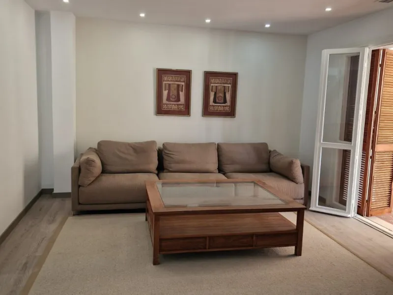Apartment - Middle Floor Apartment в продаже в Marbella, Málaga. В доме 2 спален и 2 ванных комнат. Площадь дома 120 м²