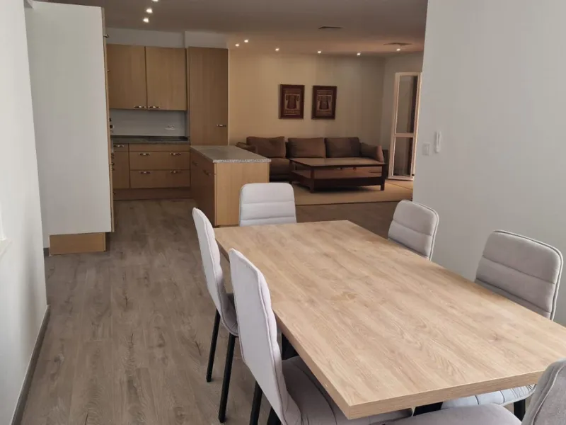 Apartment - Middle Floor Apartment в продаже в Marbella, Málaga. В доме 2 спален и 2 ванных комнат. Площадь дома 120 м²