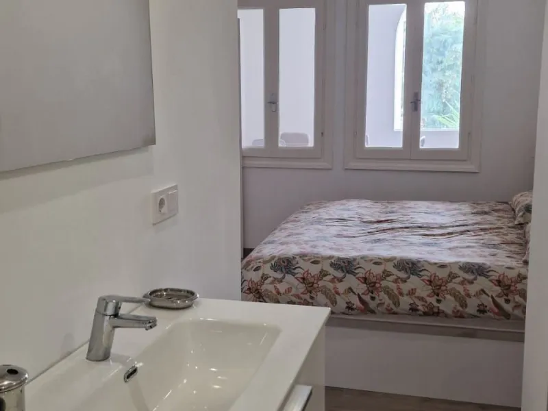 Apartment - Middle Floor Apartment в продаже в Marbella, Málaga. В доме 2 спален и 2 ванных комнат. Площадь дома 120 м²