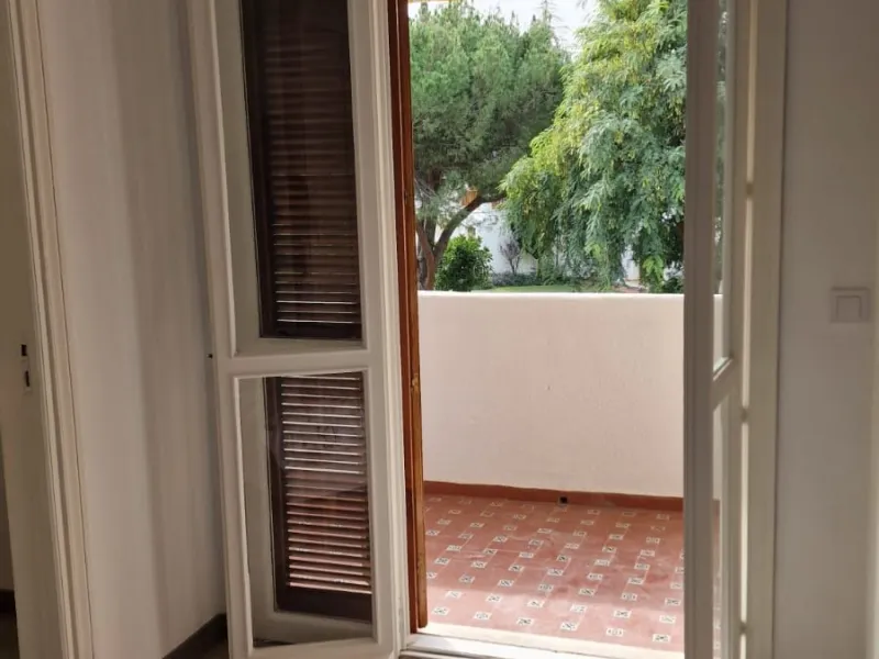 Apartment - Middle Floor Apartment в продаже в Marbella, Málaga. В доме 2 спален и 2 ванных комнат. Площадь дома 120 м²