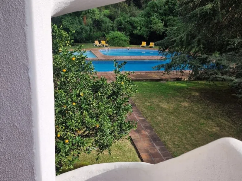 Apartment - Middle Floor Apartment в продаже в Marbella, Málaga. В доме 2 спален и 2 ванных комнат. Площадь дома 120 м²