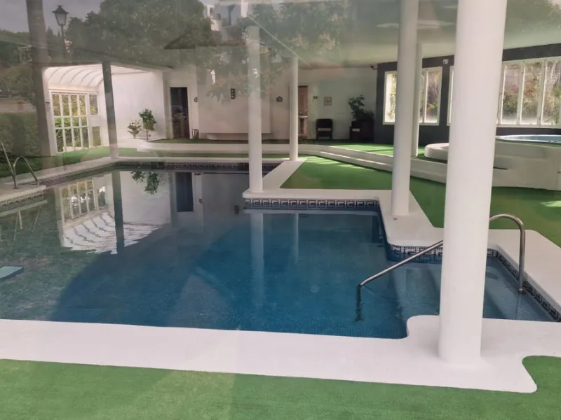 Apartment - Middle Floor Apartment в продаже в Marbella, Málaga. В доме 2 спален и 2 ванных комнат. Площадь дома 120 м²