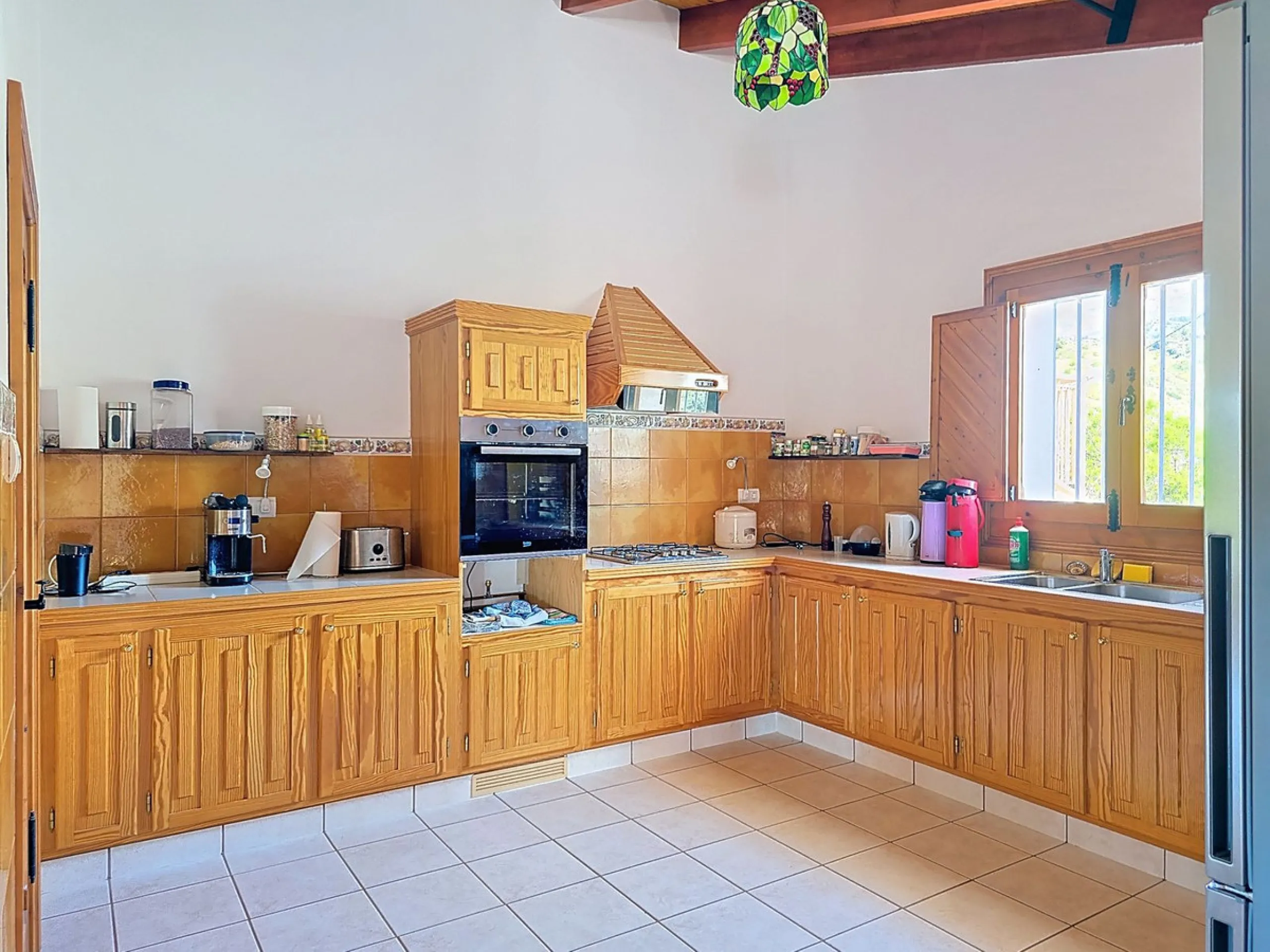 Architect-Designed Masterpiece with Unrivalled Build Quality and Breathtaking Mountain Views