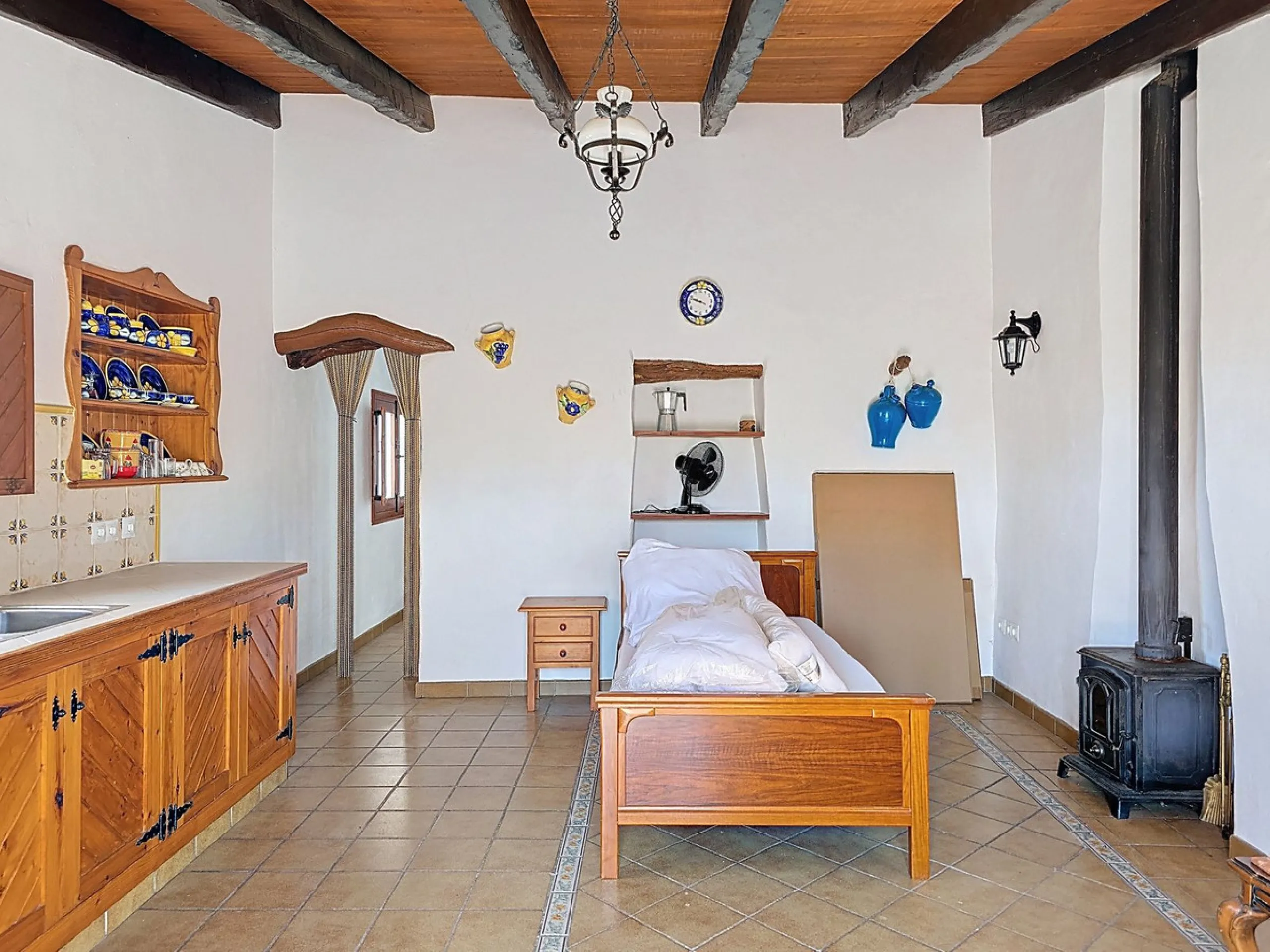 Architect-Designed Masterpiece with Unrivalled Build Quality and Breathtaking Mountain Views
