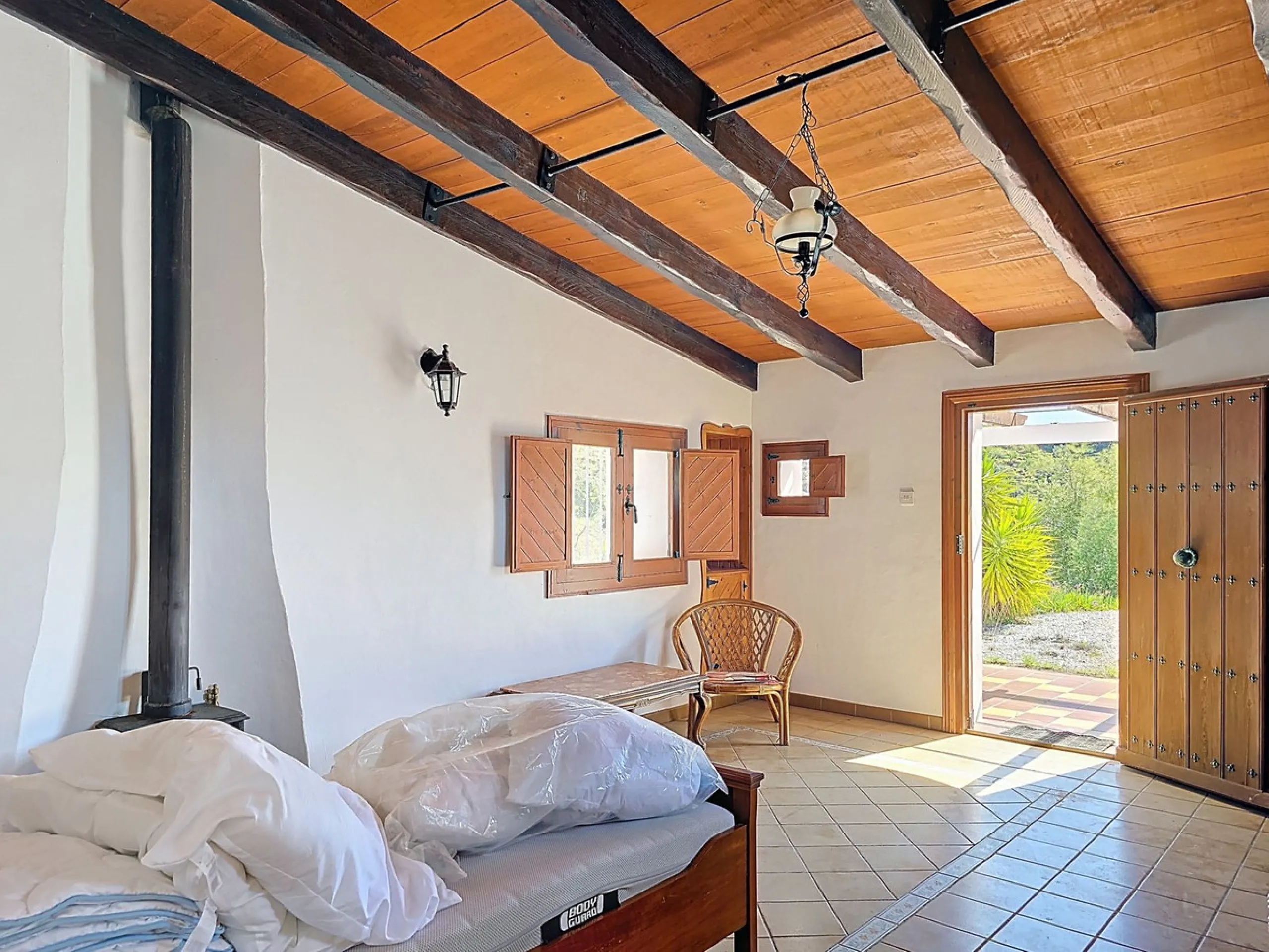 Architect-Designed Masterpiece with Unrivalled Build Quality and Breathtaking Mountain Views
