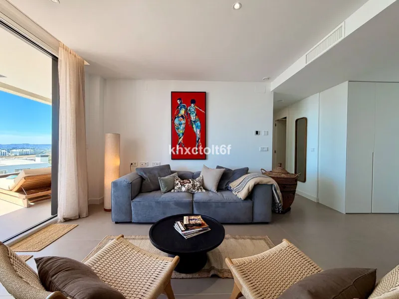 Apartment - Top Floor Apartment в продаже в Fuengirola, Málaga. В доме 2 спален и 2 ванных комнат. Площадь дома 105 м²