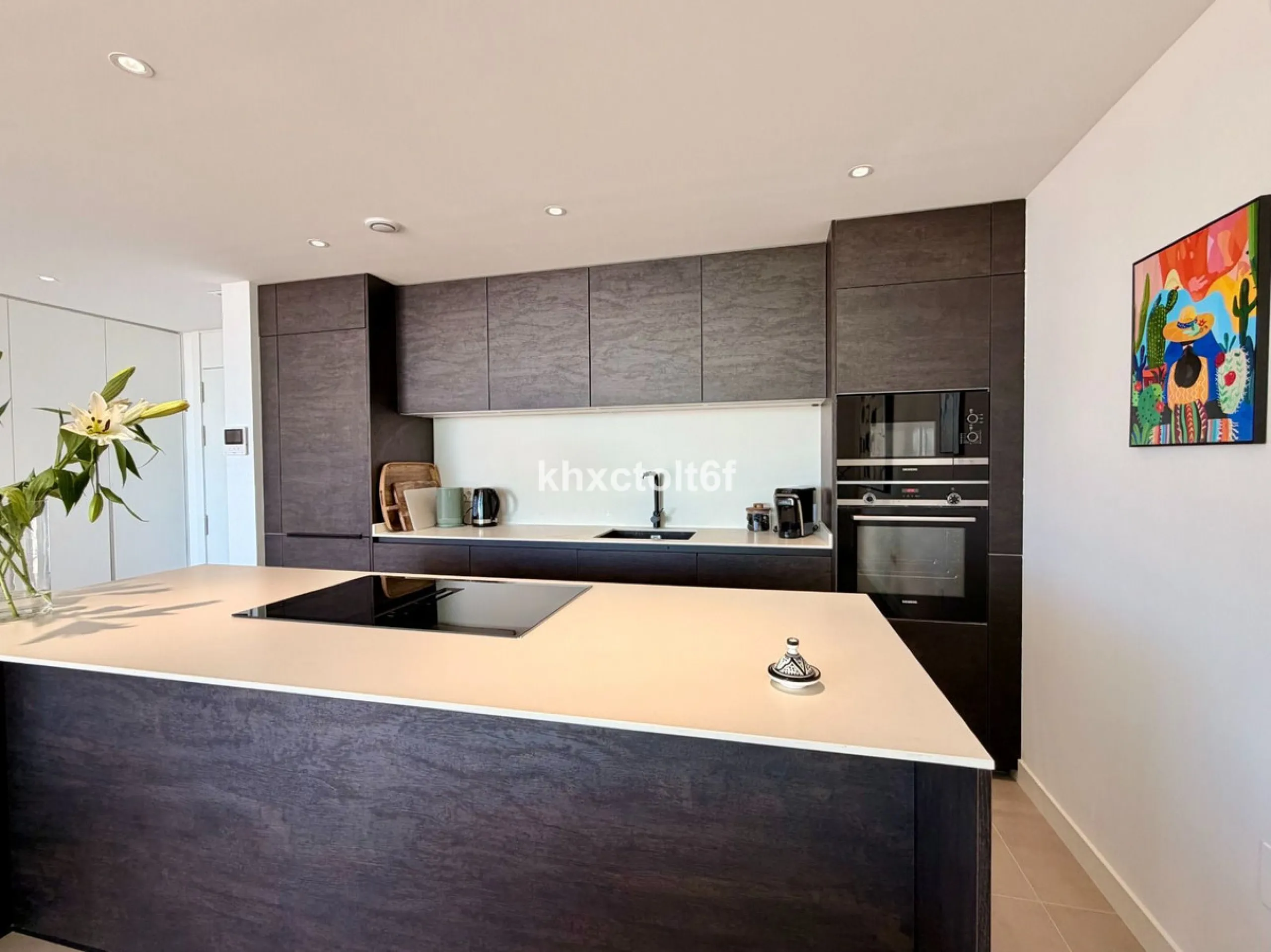 Apartment - Top Floor Apartment в продаже в Fuengirola, Málaga. В доме 2 спален и 2 ванных комнат. Площадь дома 105 м²