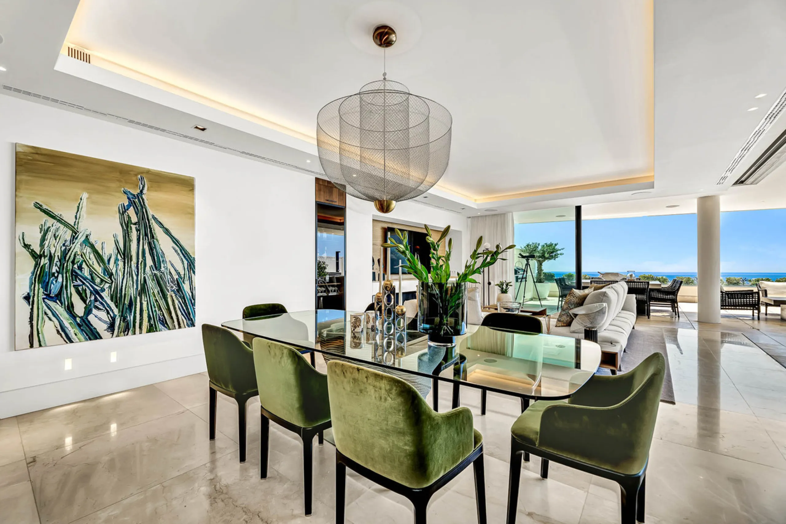 Apartment - Ground Floor Apartment в продаже в Benahavís, Málaga. В доме 3 спален и 4 ванных комнат. Площадь дома 175 м²