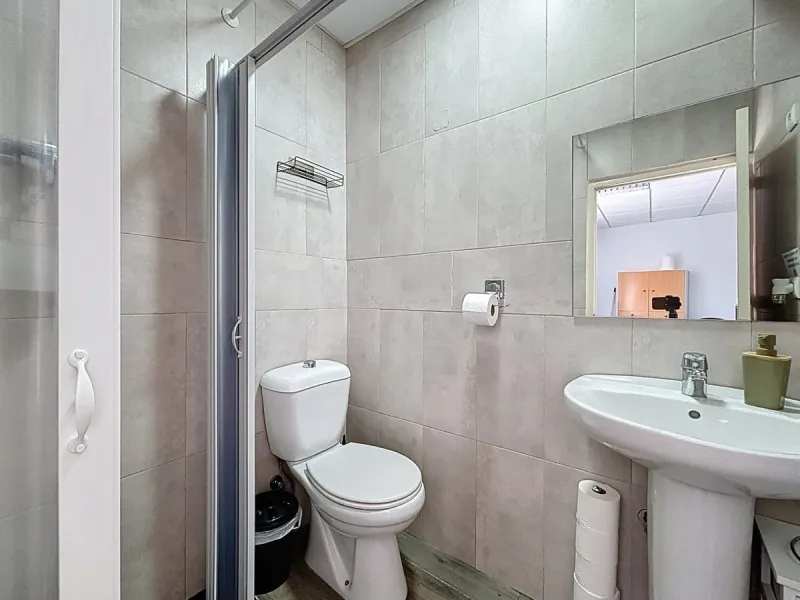 Situated in the charming, whitewashed village of Cómpeta, this versatile house offers an ideal setup for private use, rental investment, or multi-generational living. Divided into three independent apartments, it provides great flexibility whether youre l