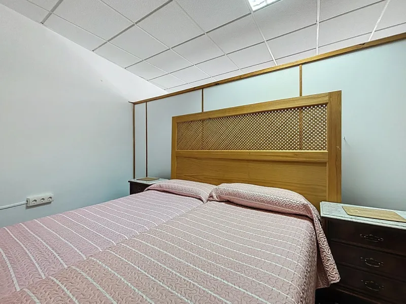 Situated in the charming, whitewashed village of Cómpeta, this versatile house offers an ideal setup for private use, rental investment, or multi-generational living. Divided into three independent apartments, it provides great flexibility whether youre l
