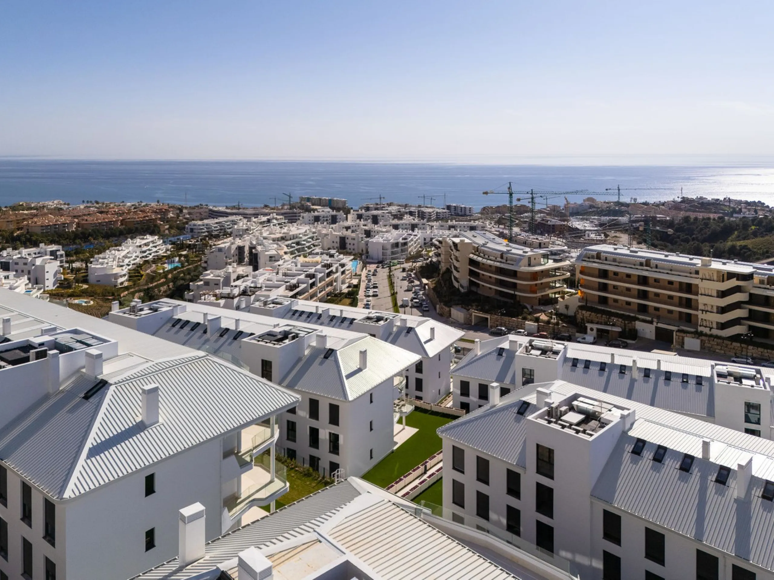 Apartment - Ground Floor Apartment в продаже в Fuengirola, Málaga. В доме 3 спален и 2 ванных комнат. Площадь дома 93 м². Площадь участка 200 м²