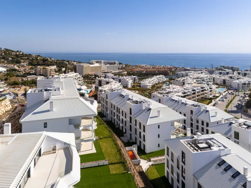 Apartment - Ground Floor Apartment в продаже в Fuengirola, Málaga. В доме 3 спален и 2 ванных комнат. Площадь дома 93 м². Площадь участка 200 м²