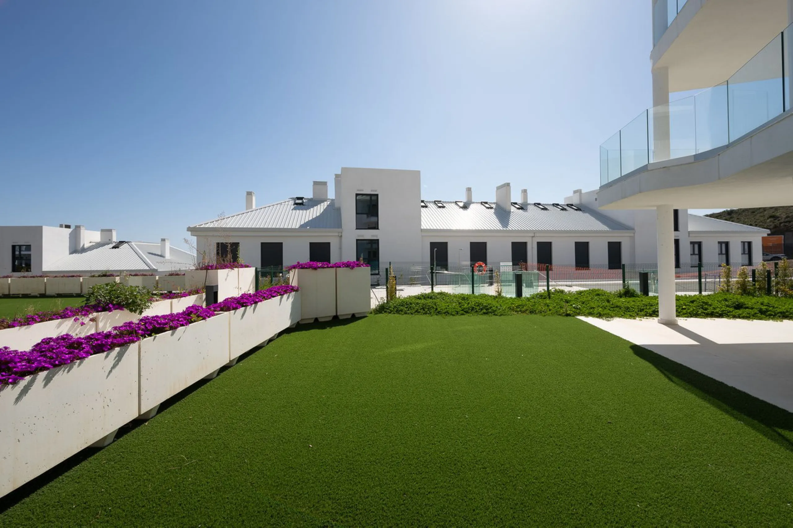 Apartment - Ground Floor Apartment в продаже в Fuengirola, Málaga. В доме 3 спален и 2 ванных комнат. Площадь дома 93 м². Площадь участка 200 м²