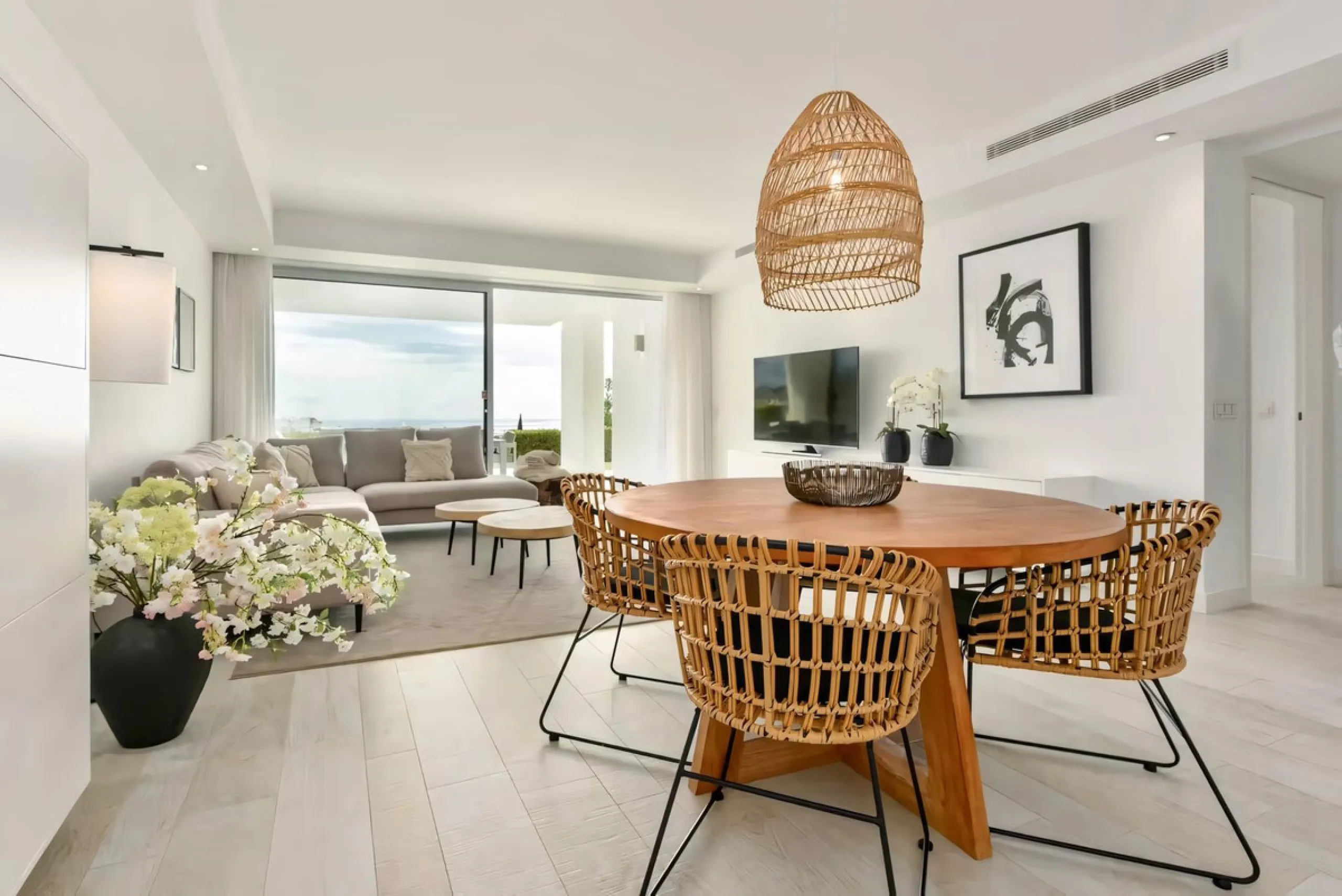 We are pleased to present this bright; modern  and stunning elevated ground floor apartment in the heart of  Casares; Alcazaba lagoon.  The open-concept living area seamlessly connects to a modern dining space, creating a comfortable environment filled wi