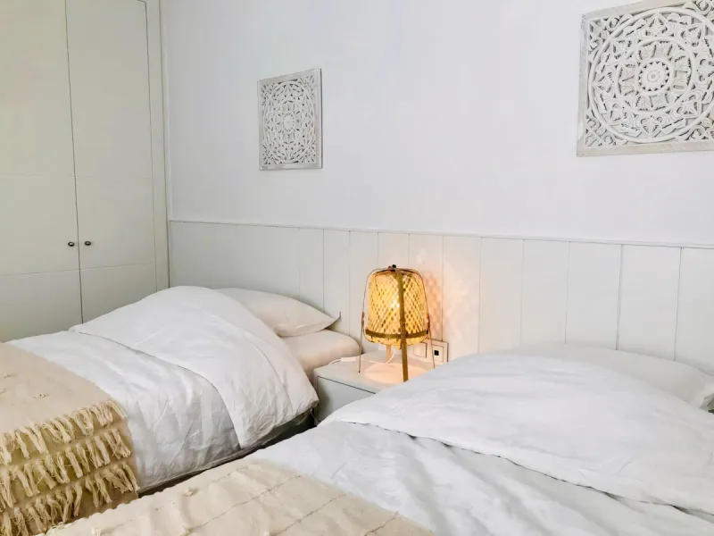 We are pleased to present this bright; modern  and stunning elevated ground floor apartment in the heart of  Casares; Alcazaba lagoon.  The open-concept living area seamlessly connects to a modern dining space, creating a comfortable environment filled wi