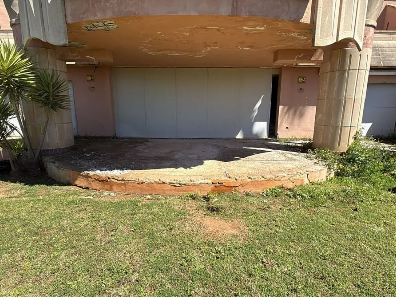 Apartment - Ground Floor Apartment в продаже в Marbella, Málaga. В доме 4 спален и 3 ванных комнат. Площадь дома 250 м². Площадь участка 186 м²