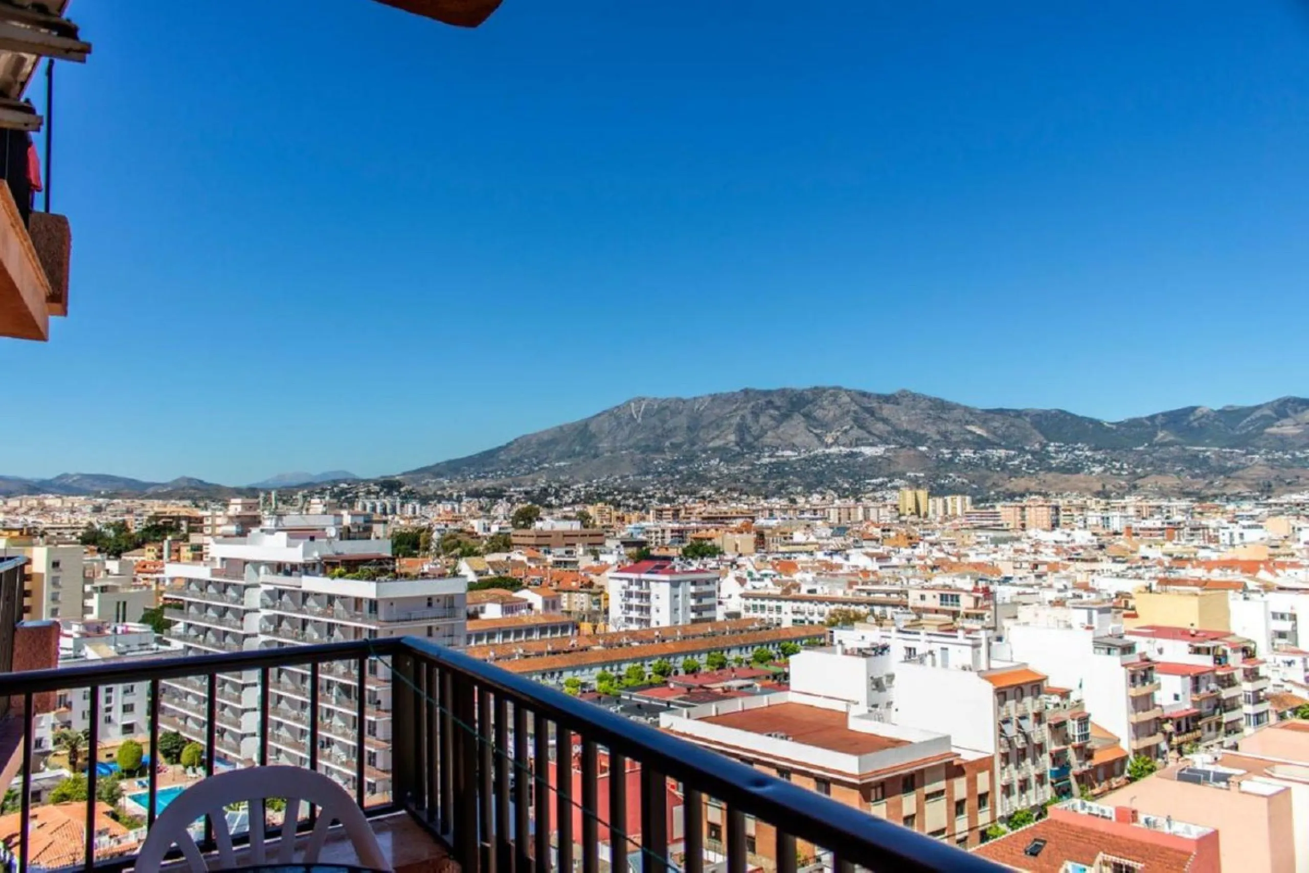 Middle Floor Apartment, Fuengirola, Costa del Sol.