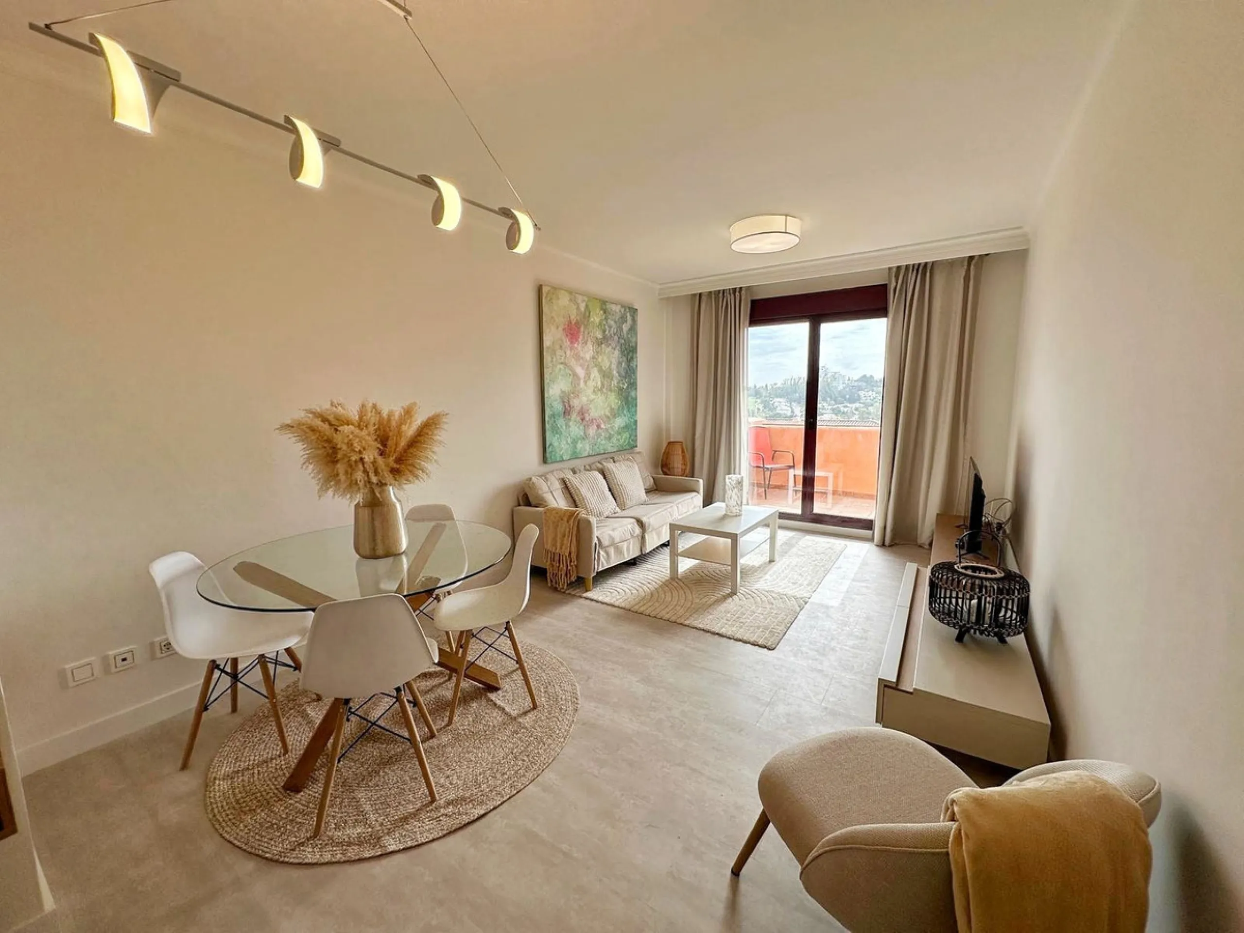 Charming Apartment in the Heart of El Paraíso