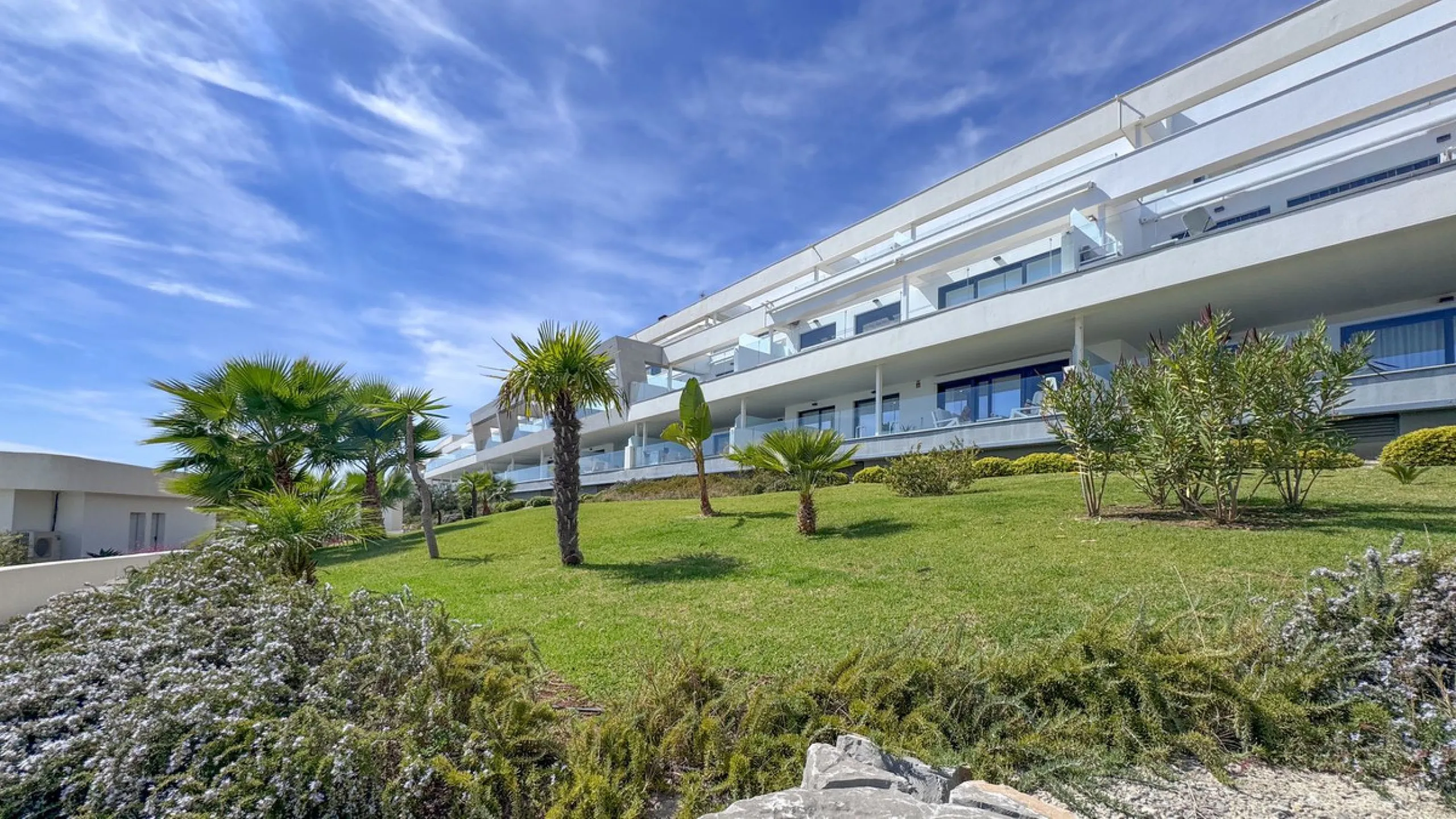 Apartment - Penthouse в продаже в Casares, Málaga. В доме 2 спален и 2 ванных комнат. Площадь дома 95 м²