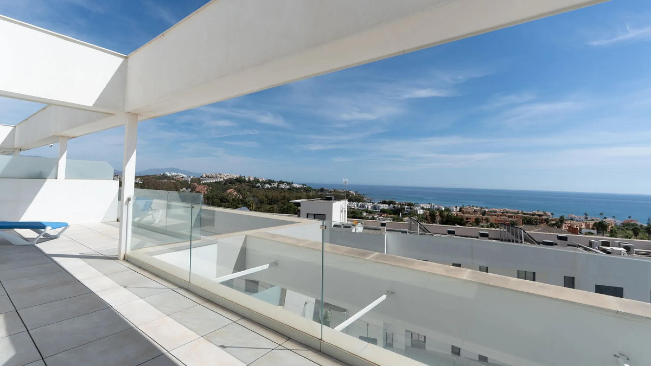 Apartment - Penthouse в продаже в Casares, Málaga. В доме 2 спален и 2 ванных комнат. Площадь дома 95 м²