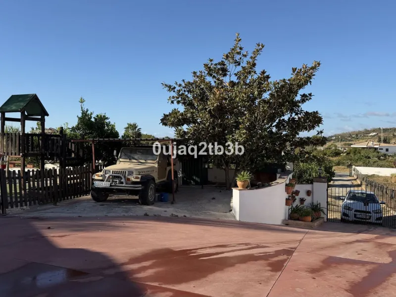 Charming Country Estate with Sea and Mountain Views in Estepona