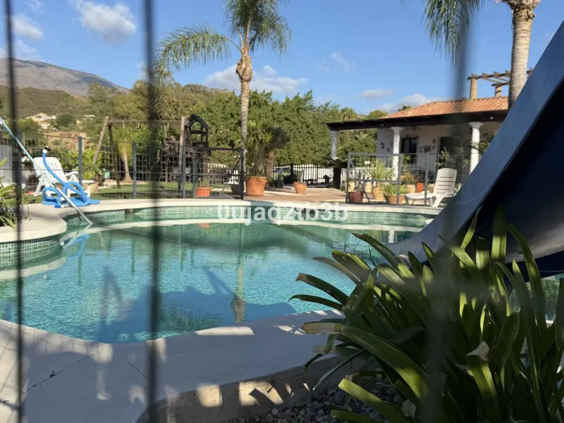 Charming Country Estate with Sea and Mountain Views in Estepona