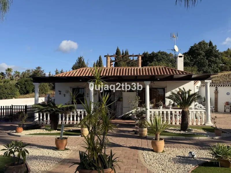 Charming Country Estate with Sea and Mountain Views in Estepona