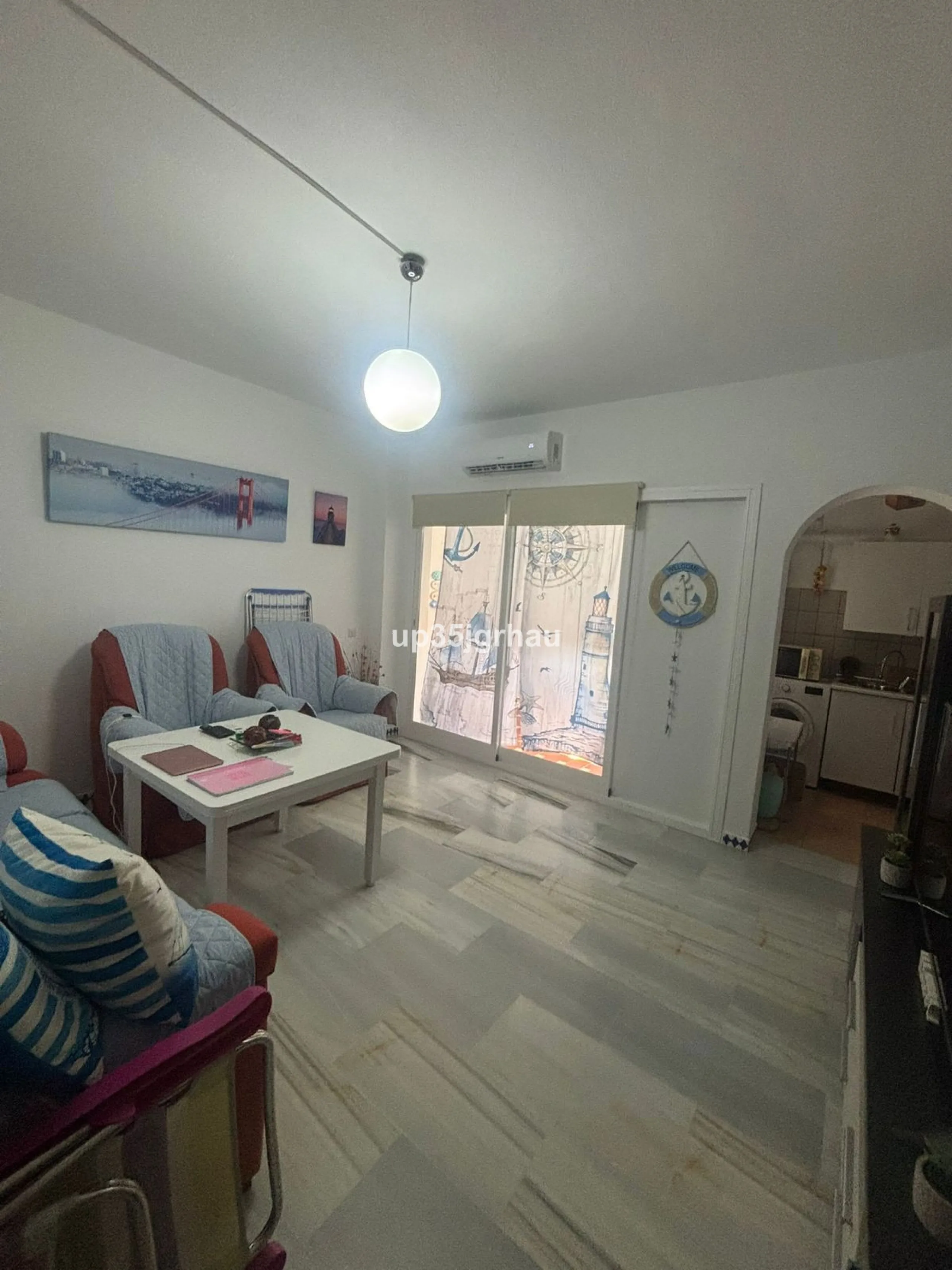 Spacious and bright apartment on the beachfront. Private and gated residential complex with outdoor parking within the complex. Communal swimming pool and direct beach access. The property offers panoramic mountain views. Ideal for investment or permanent
