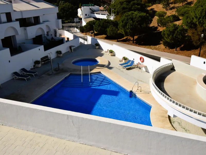 This is the ideal property for those who want the size and flexibility of a villa but with none of the hassle of maintenance. You cannot get closer to La Cala de Mijas than this stunningly refurbished home. Absolutely everything has been refurbished and m
