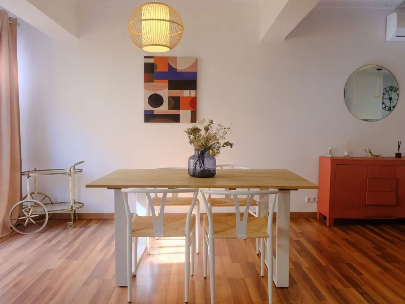 Charming Refurbished Apartment in Málaga City – La Goleta Area