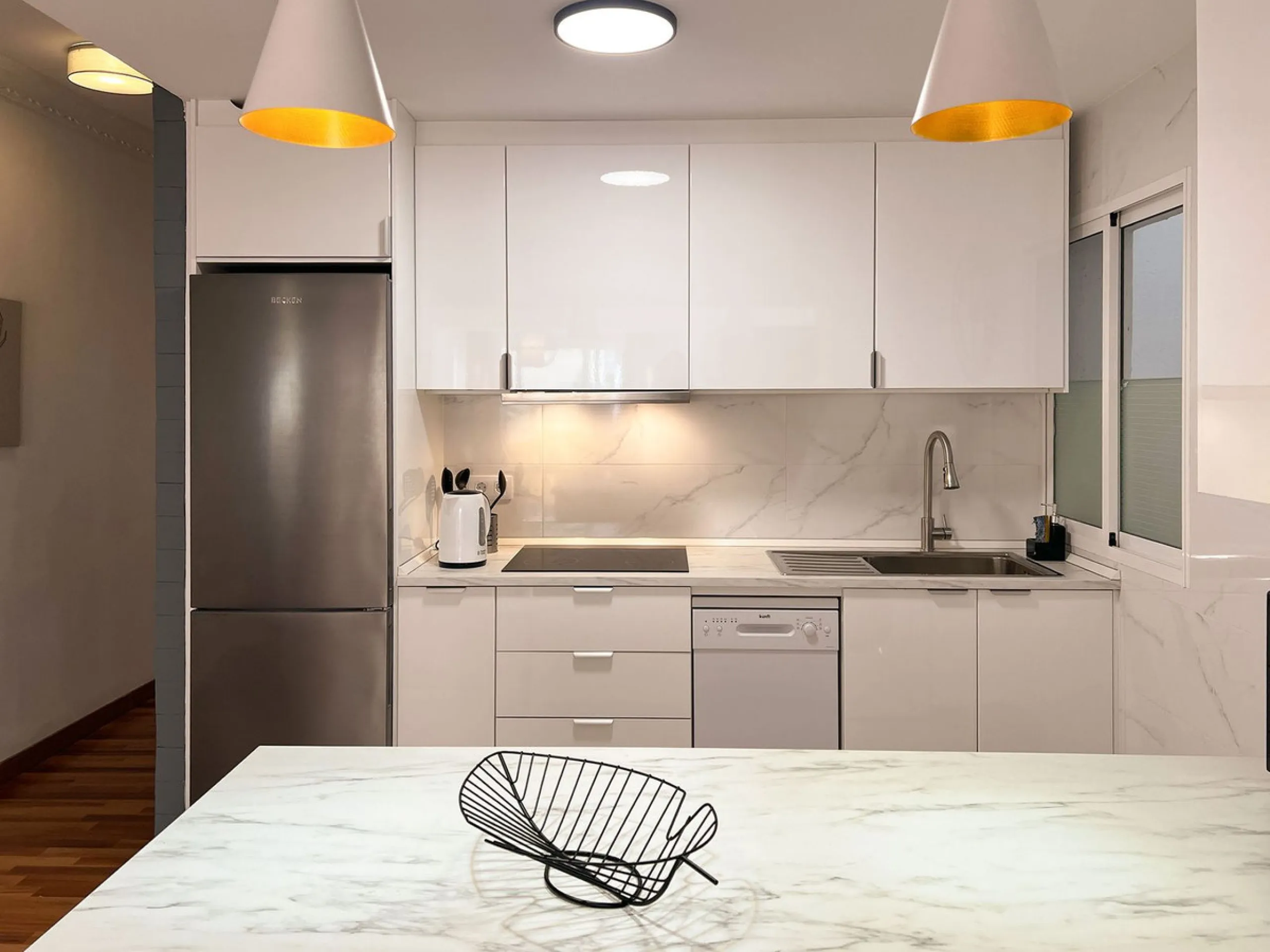 Charming Refurbished Apartment in Málaga City – La Goleta Area