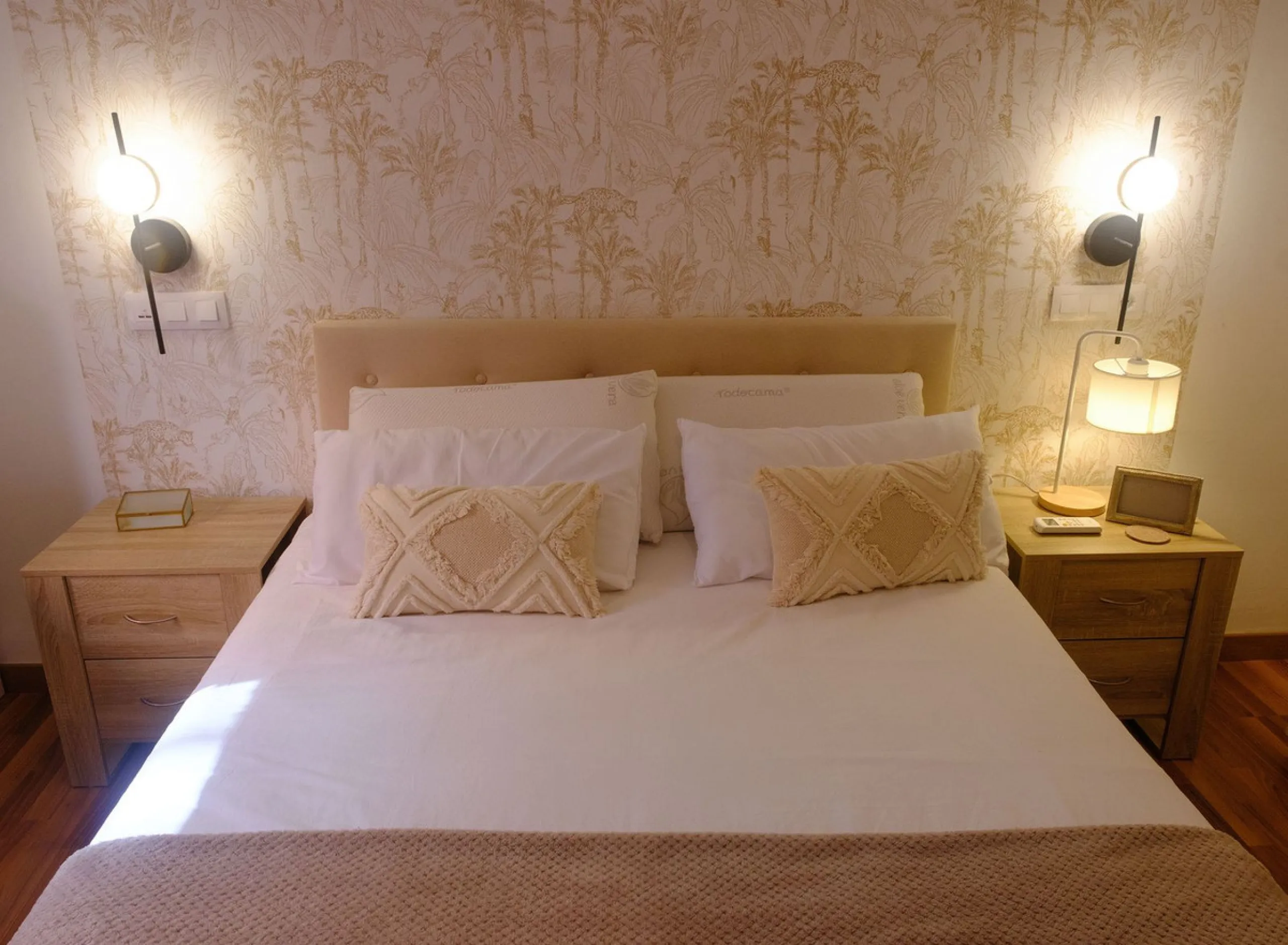 Charming Refurbished Apartment in Málaga City – La Goleta Area